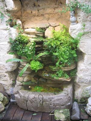 Fontaine intérieure extérieure et mur d'eau